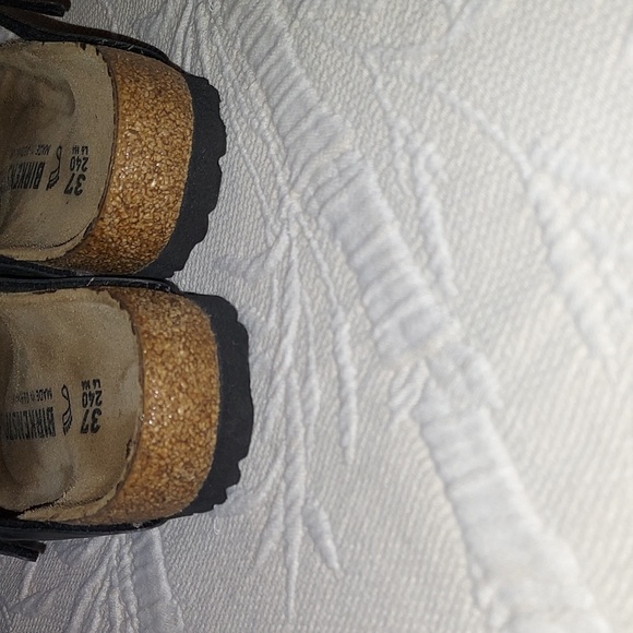 Birkinstock Gizeh Sandals - Picture 4 of 8